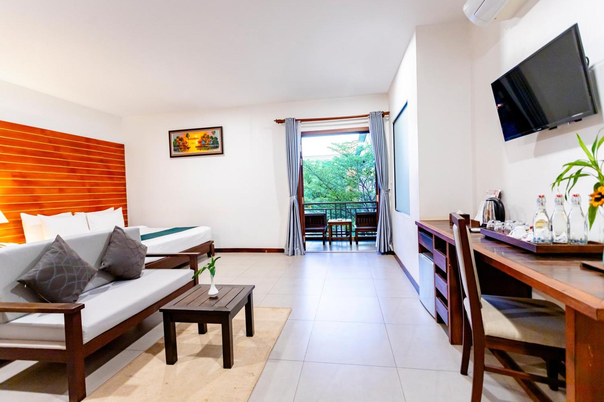 Green Amazon residencia Hotel Ciudad de Siem Riep Exterior foto