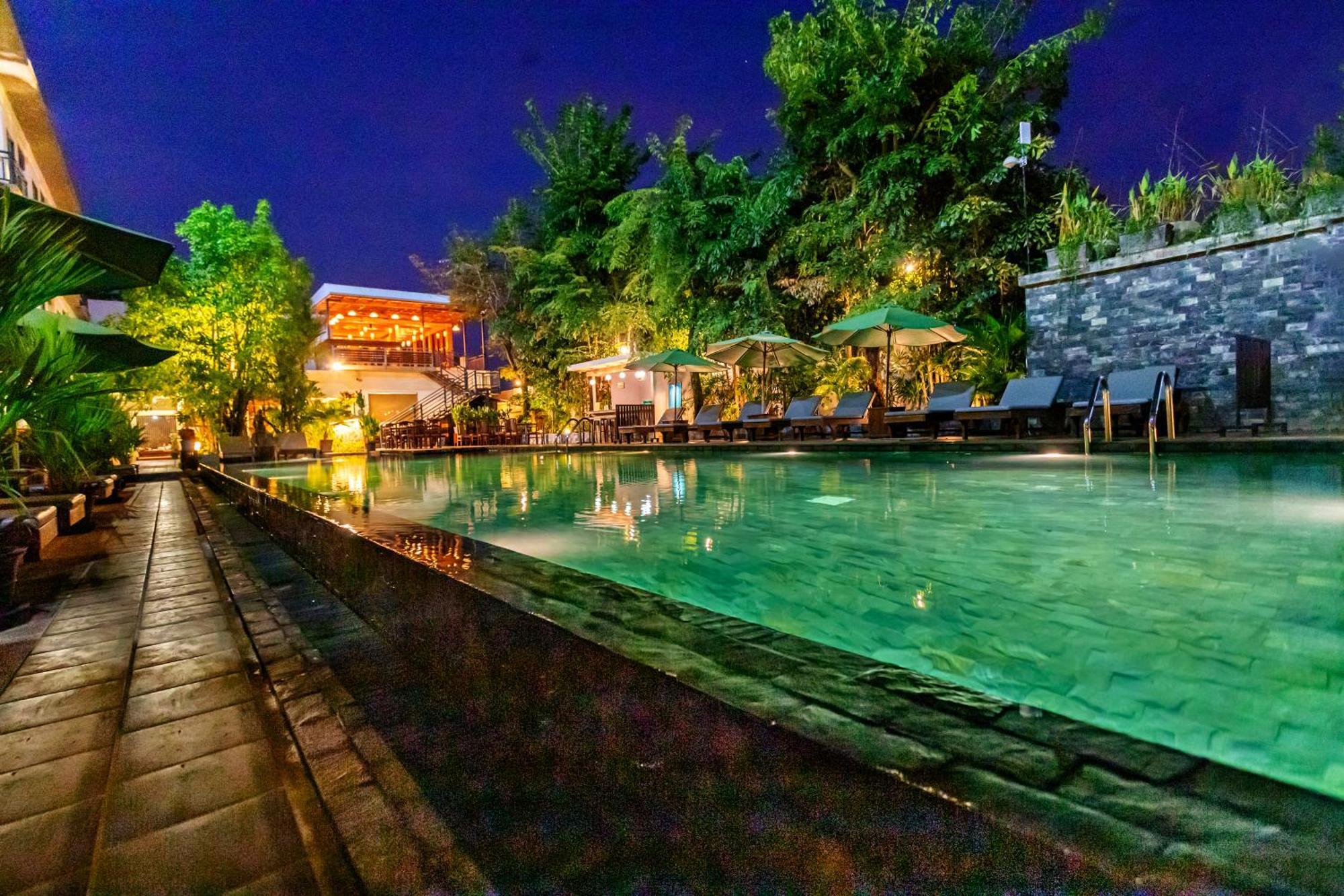 Green Amazon residencia Hotel Ciudad de Siem Riep Exterior foto